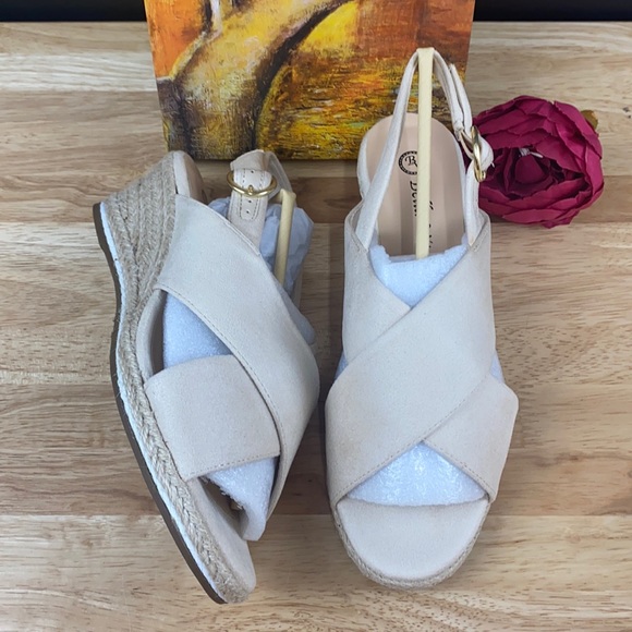 Bella Vita | Shoes | Bella Vita Nadette Ii Cream Espadrille Wedge Sling  Back Sandals 85w | Poshmark